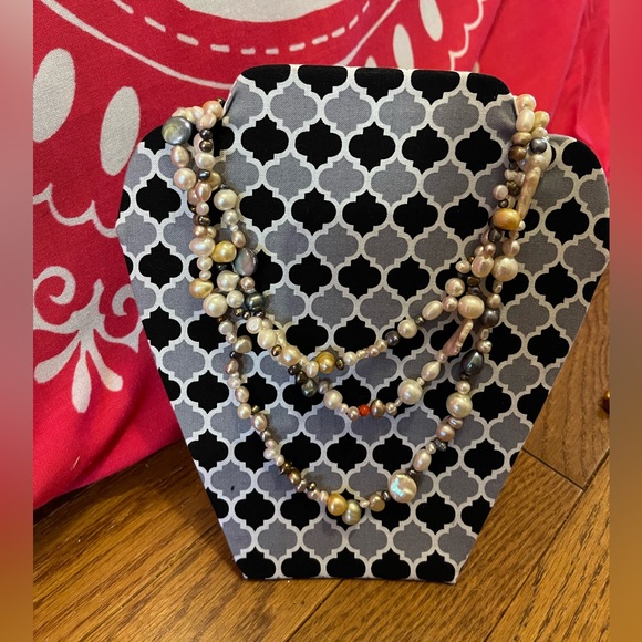 Mixed semi precious stones & Fresh water pearls 🫧 - Picture 1 of 1